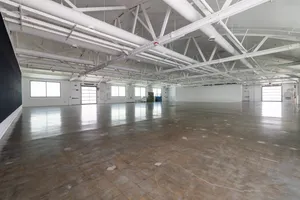 Maximum Studio X Photo 4