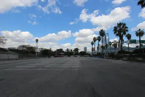 Parking Lot No.75 Photo 2