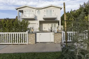 New California No.14 Photo 4