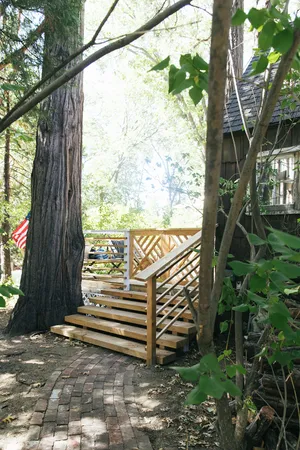 Hemlock Cabin Photo 2