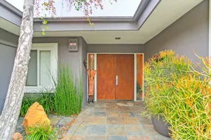 Ruby's Hot Rod Photo 3