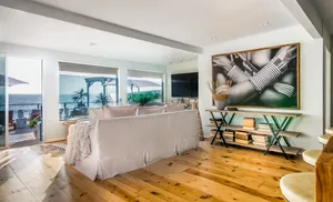 Malibu Beach House No.106 Photo 2