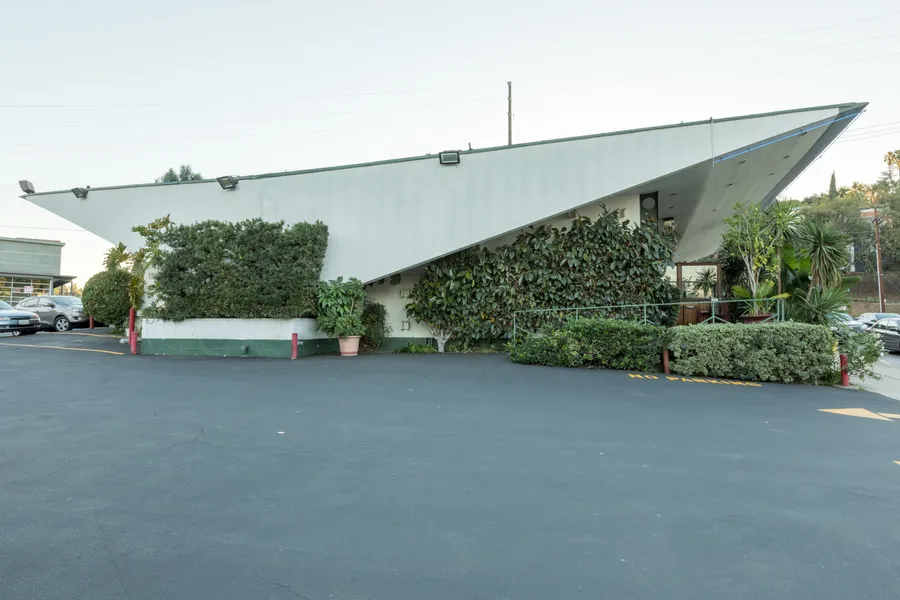 Retro Era Family Diner Photo 1