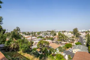 Boyle Heights Americana Photo 4