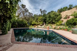 Idyllic Freedom Photo 4