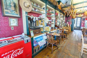 Rustic General Store &amp; Cafe Photo 2