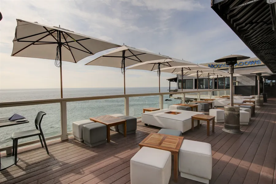 Peaceful Ocean View Restaurant Photo 1