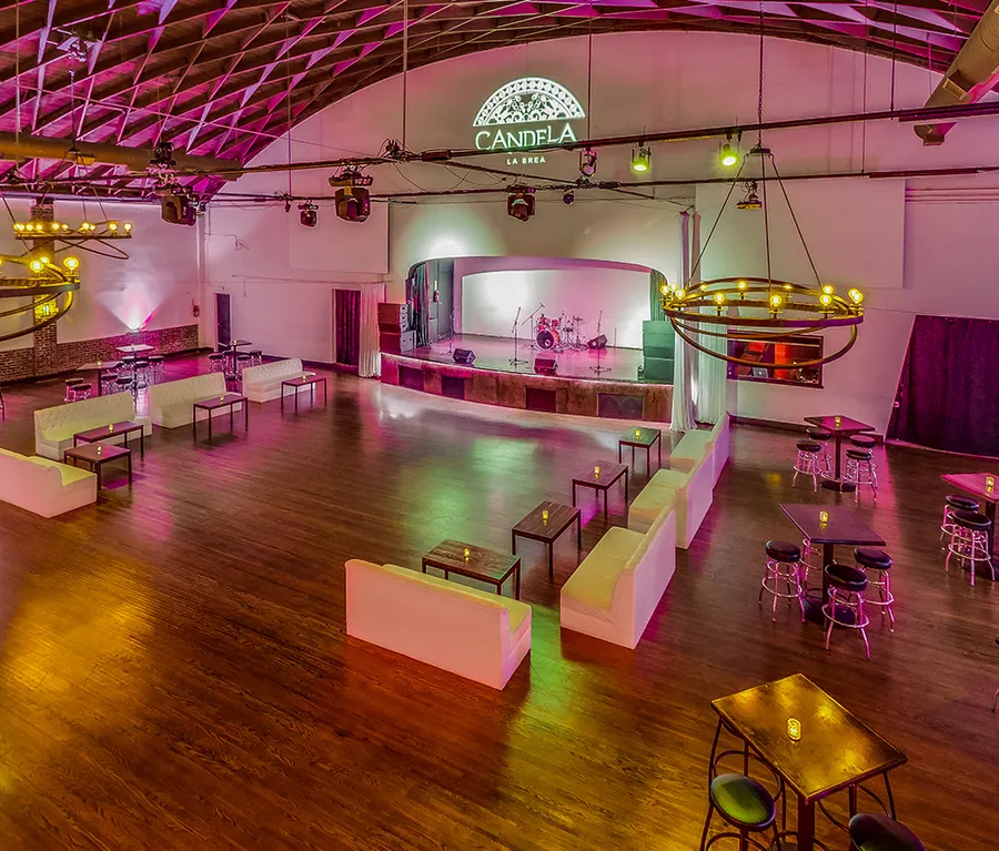 Contemporary Restaurant and Entertainment Venue Photo 1