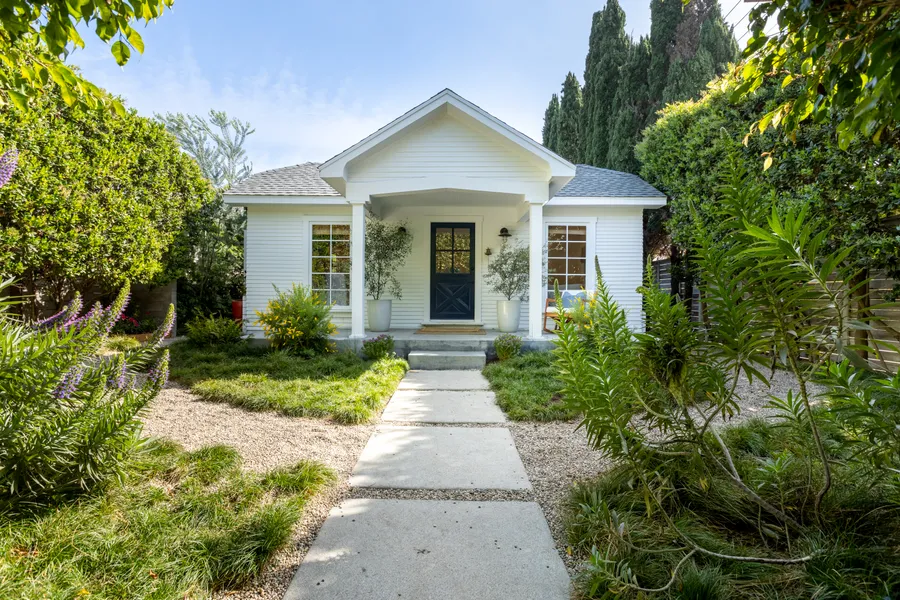 Venice Beach Cottage Photo 1