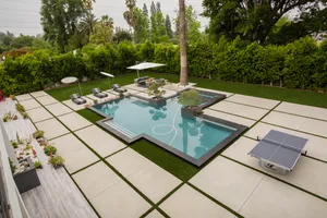 Modern Compound Photo 3