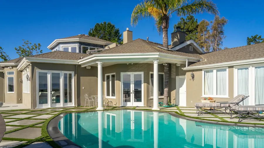 Americana 229 Photo 1