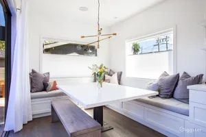 Newly Renovated Craftsman Photo 2