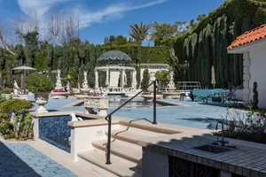 Mansion No.1650 Photo 2