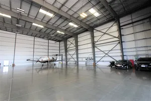 Hangar No.10 Photo 3