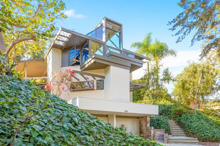 Schindler - Tischler House Photo 1