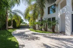 New California No.10 Photo 4