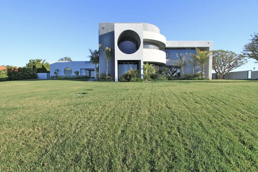 Oceans and Cliffsides Photo 1