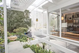 Mid Century Hideaway Photo 4