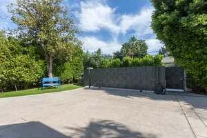 New California No.10 Photo 3