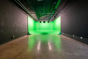 Maximum Studio B Photo 2