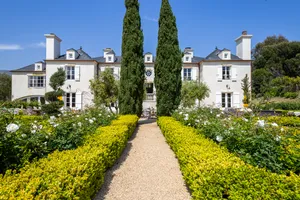 French Country Villa Photo 2