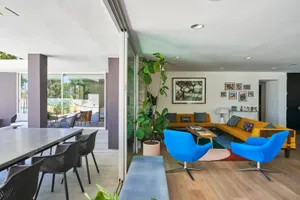 Quincy Jones Mid Century Photo 3