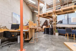 Modern Office No.370 Photo 4