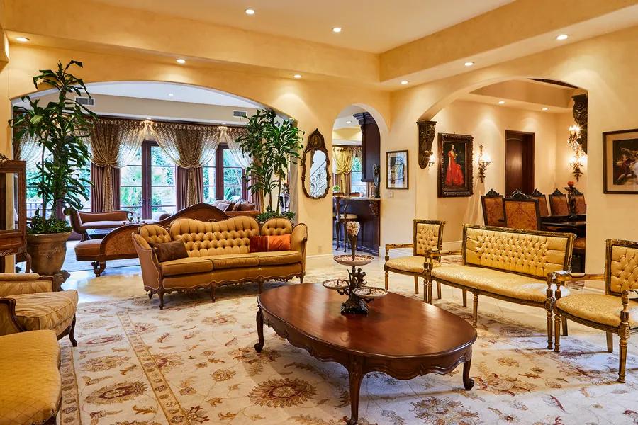 Brentwood Renaissance Photo 1