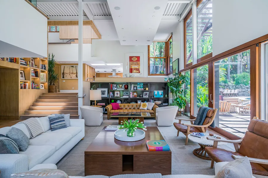 Monroe Modern Photo 1