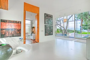 The Fox Estate Photo 3