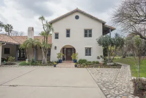 Tropical Hacienda Photo 3