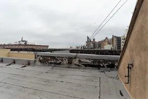 Paradise Alley Photo 4