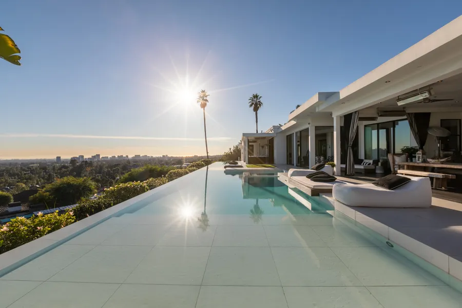 Three Sunsets Photo 1