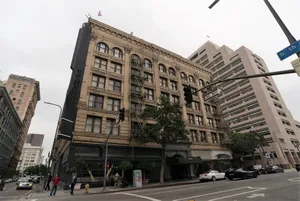 Paradise Alley Photo 3