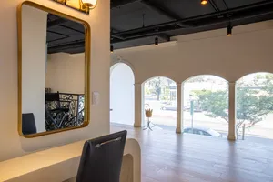 European Flavor | Studio &amp; Loft Photo 3