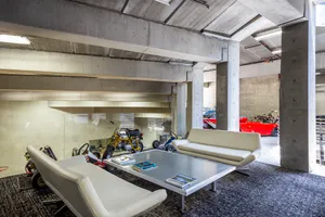 Tony Stark's Garage Photo 4