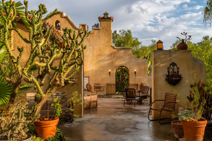 Rancho Topanga Villa Photo 1