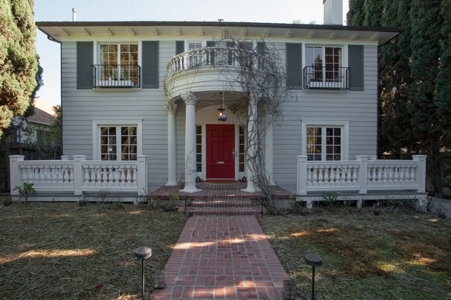 Classy Colonial Two Story Photo 1