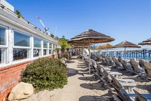 Beachside Cafe Photo 2