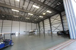 Hangar No.10 Photo 2