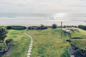 Gehry Beach House Photo 3