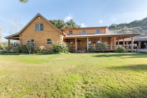 Rustic No.320 Photo 2