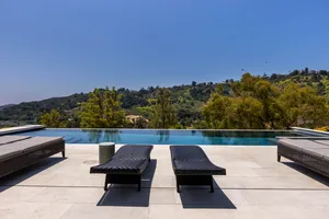 Modern No.2930 Photo 2