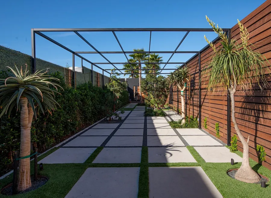 Maximum Patio + Garden Photo 1