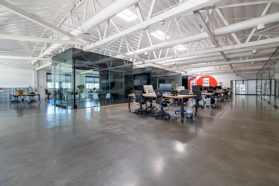 Maximum Office + Gallery Photo 1