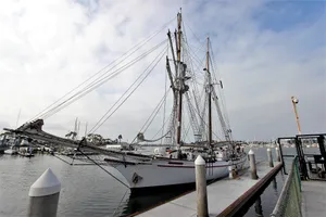 Master &amp; Commander Photo 2