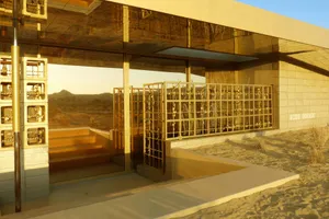 Rose Gold Mirage Photo 2