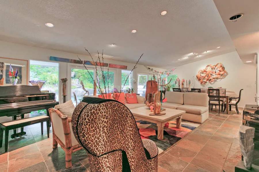 Ruby's Hot Rod Photo 1