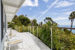 Malibu Mid Century Photo 2