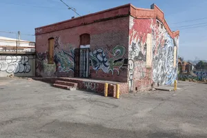 Kung Fu Warehouse Photo 4